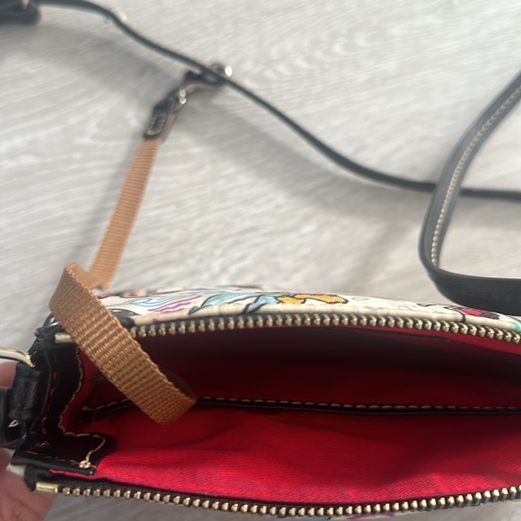 DOONEY & BOURKE DISNEY MICKEY SKETCH NYLON
POUCHETTE CROSSBODY BAG - Picture 8 of 8